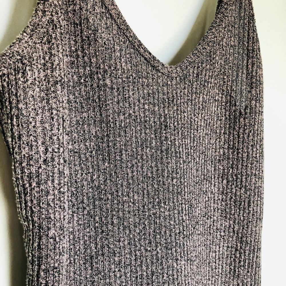 Tank top - Picture 2 of 3